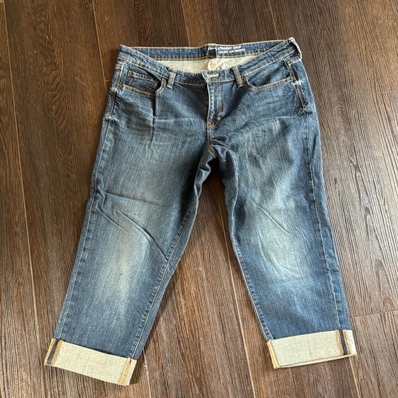 NWOT GAP Straight Crop Coupe 3/4 Droite -14 - Picture 1 of 4